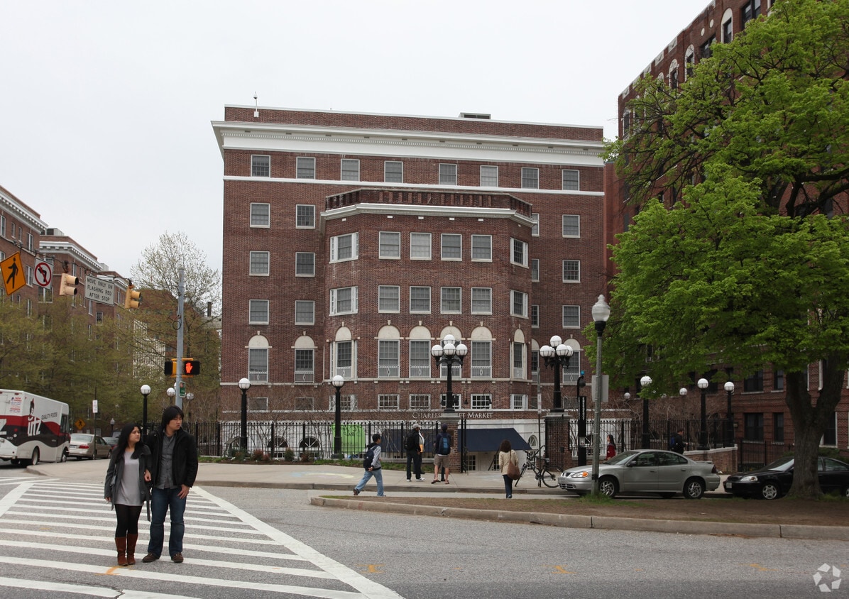 Building Photo - Wolman