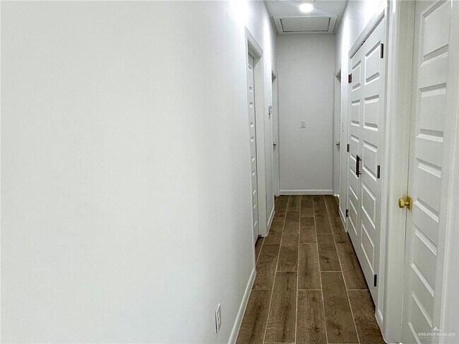 Foto del edificio - 2705 Brookside Bend St