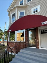 Building Photo - 1053 Broad St