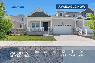 Building Photo - 1451 N Sage Dr