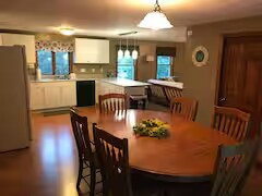 Foto del edificio - 8 Woodbridge Rd