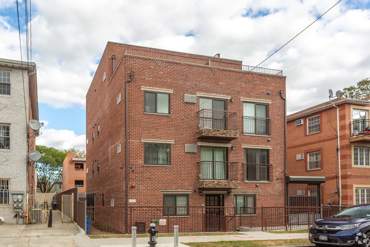 Building Photo - 8915 138th St