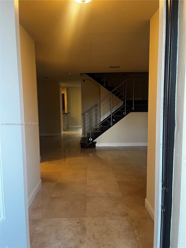 Foto del edificio - 8830 NW 116th Path