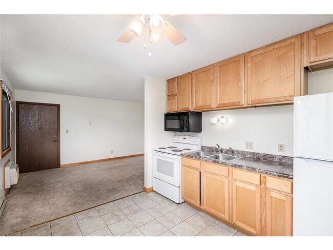 Foto del edificio - 14841 58th St N
