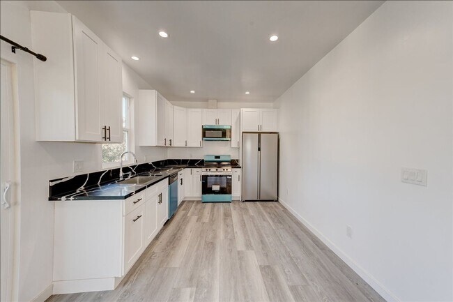 Foto del edificio - 7248 Canyon Hill Way