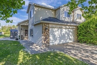 Building Photo - 755 S 300 W