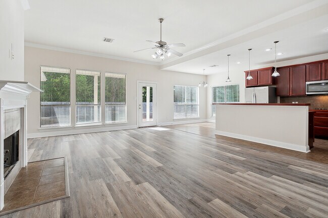 Foto del edificio - 42010 Red Maple St