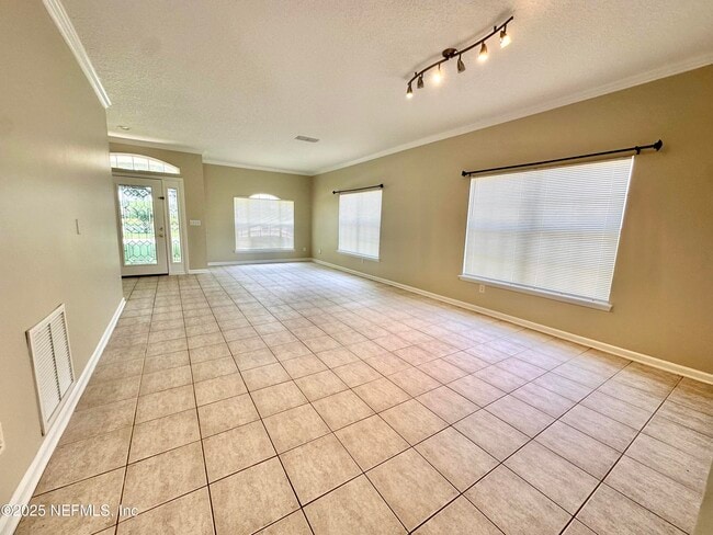 Building Photo - 11083 Turnbridge Dr