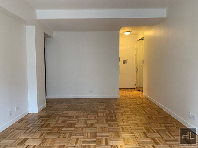 Building Photo - 333 EAST 49 STREET