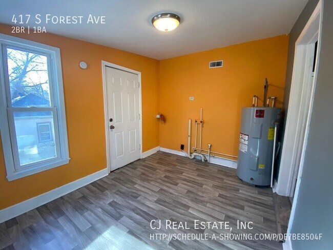 Building Photo - 417 S Forest Ave