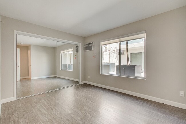 Interior Photo - eight70