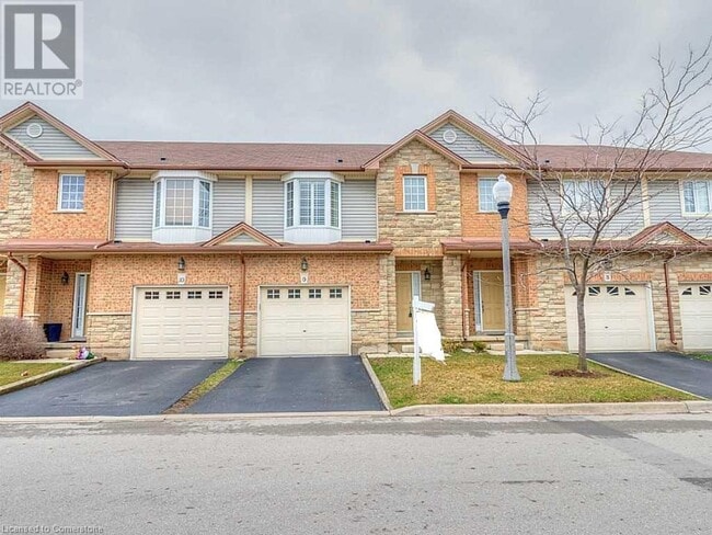 Building Photo - 60 Cloverleaf Dr