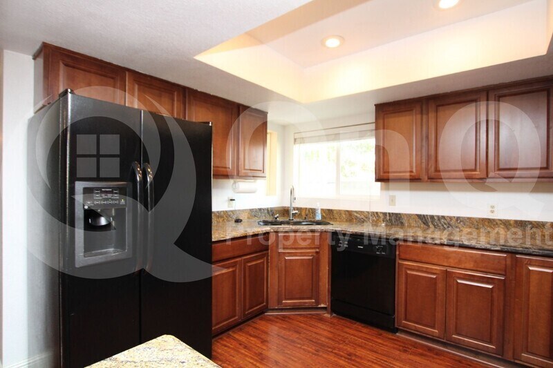 Foto principal - 2524 E Hampton Ave