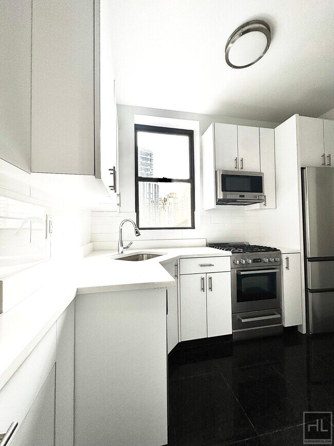 Foto del edificio - WEST 72 STREET