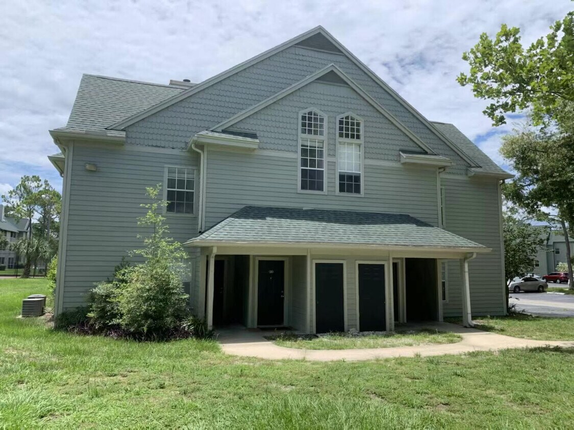 Front - 6124 Westgate Dr