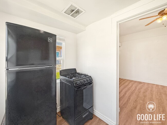 Building Photo - Brockton Ave