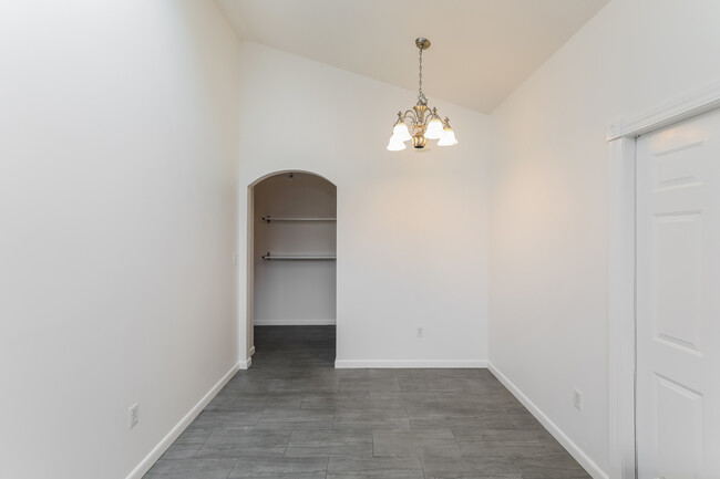 Building Photo - 1434 Sturgeon Way
