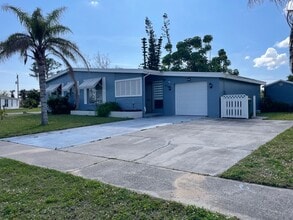Building Photo - 2171 Birchcrest Blvd
