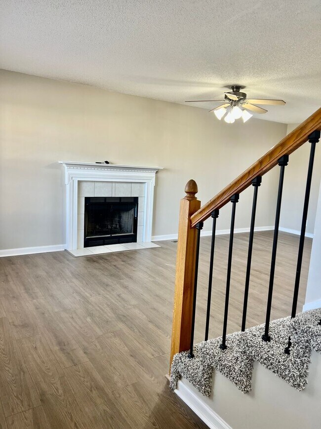 Foto del edificio - Newly Renovated Home Off Trenton Rd!