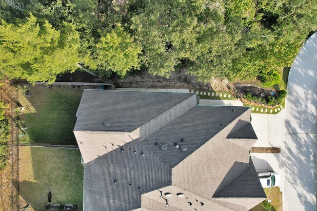 Foto del edificio - 579 Longleaf Pine Dr