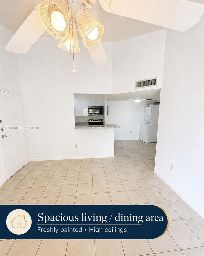 Foto del edificio - 7160 NW 179th St