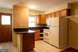 Building Photo - 1622 E Passyunk Ave