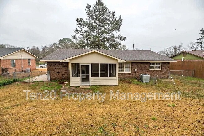 Building Photo - 5207 Grady Dr