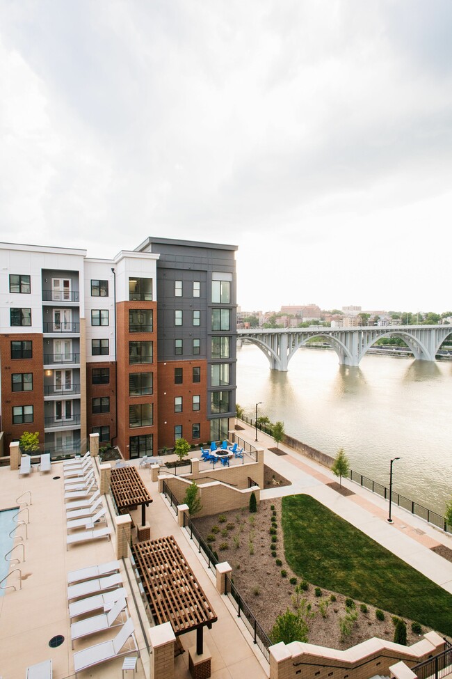 Photo - One Riverwalk Apartments