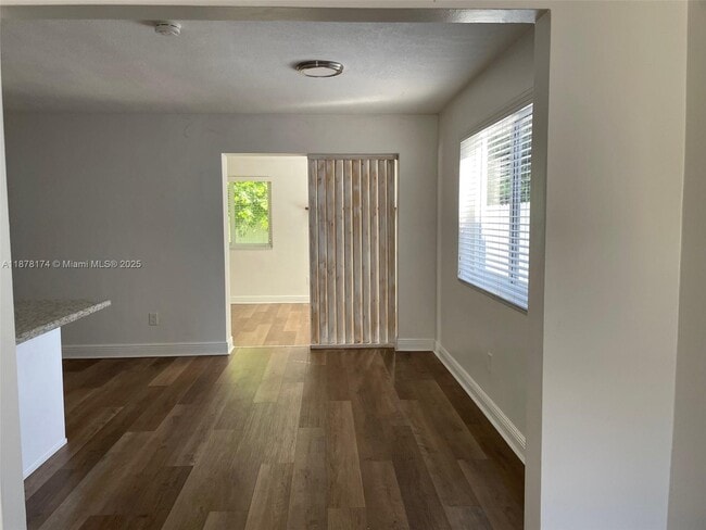 Building Photo - 2747 SW 25th Ter