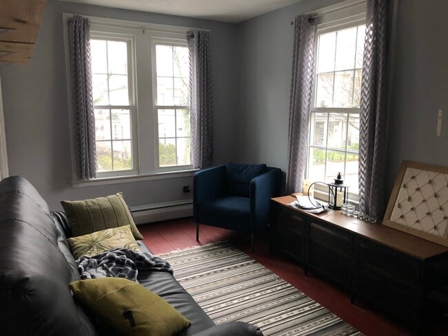 Foto del edificio - 215 Dwight St