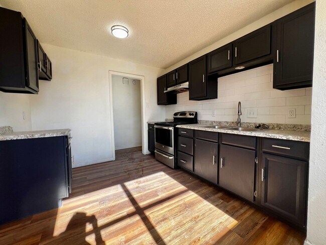 Foto del edificio - Charming Home Located in Lubbock Country Club