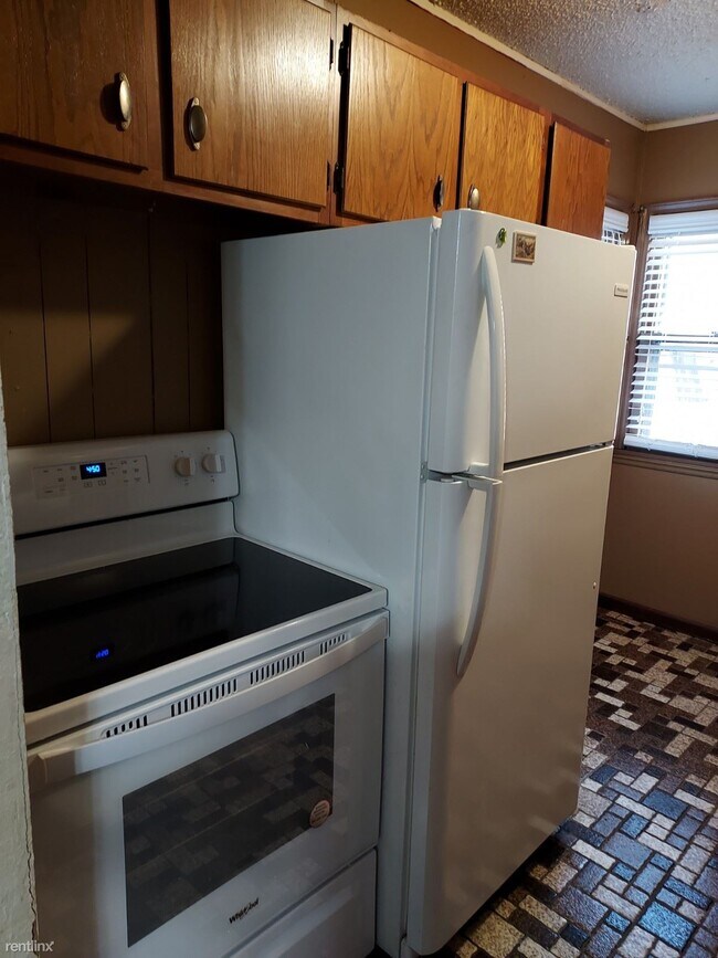 Foto del edificio - 2 br, 1 bath House - 5329 W Douglas Ave