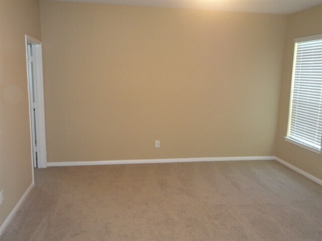 Foto del edificio - 710 Single Pine Ct