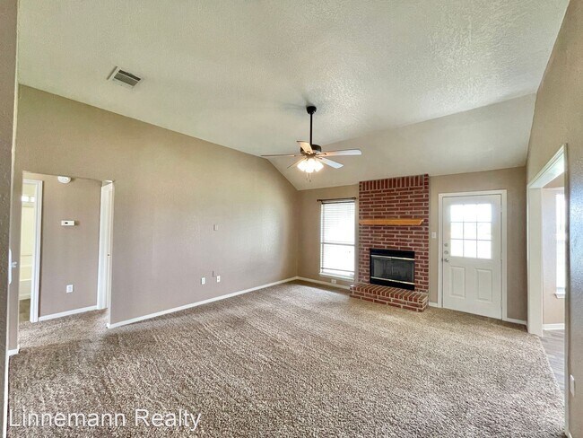 Building Photo - 3 br, 2 bath House - 3410 Saul Drive