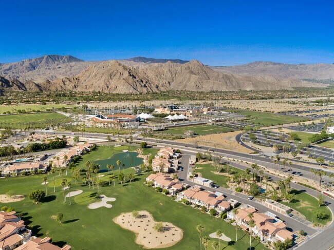 Foto del edificio - 78085 Cobalt Ct