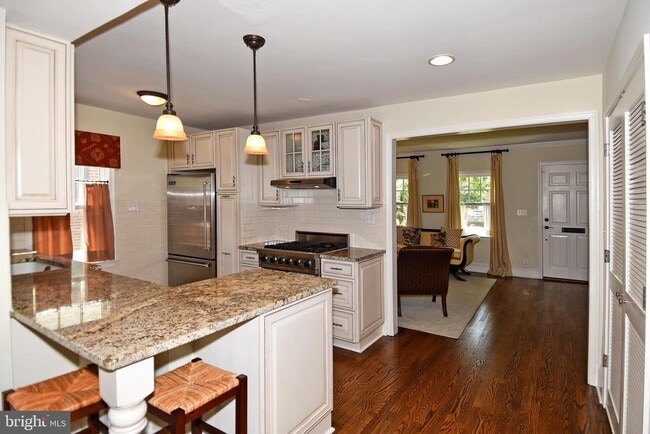 Building Photo - 4729 16th Rd N