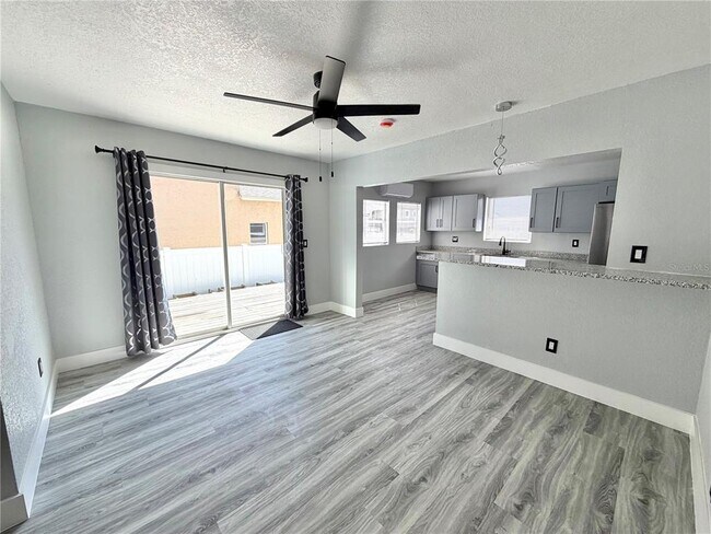 Foto del edificio - 2728 1st Ave S