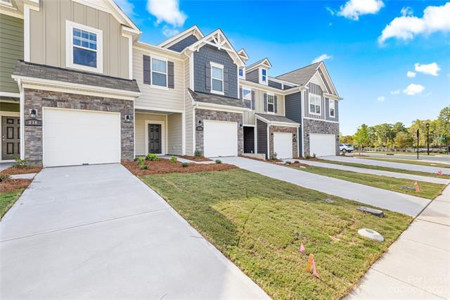Building Photo - 210 Harpers Run Ln
