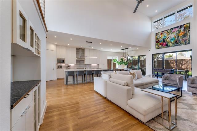 Foto del edificio - 3925 Lively Ln