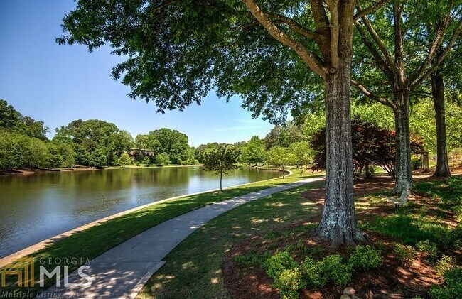 Foto del edificio - 2950 Cedar Knoll Dr