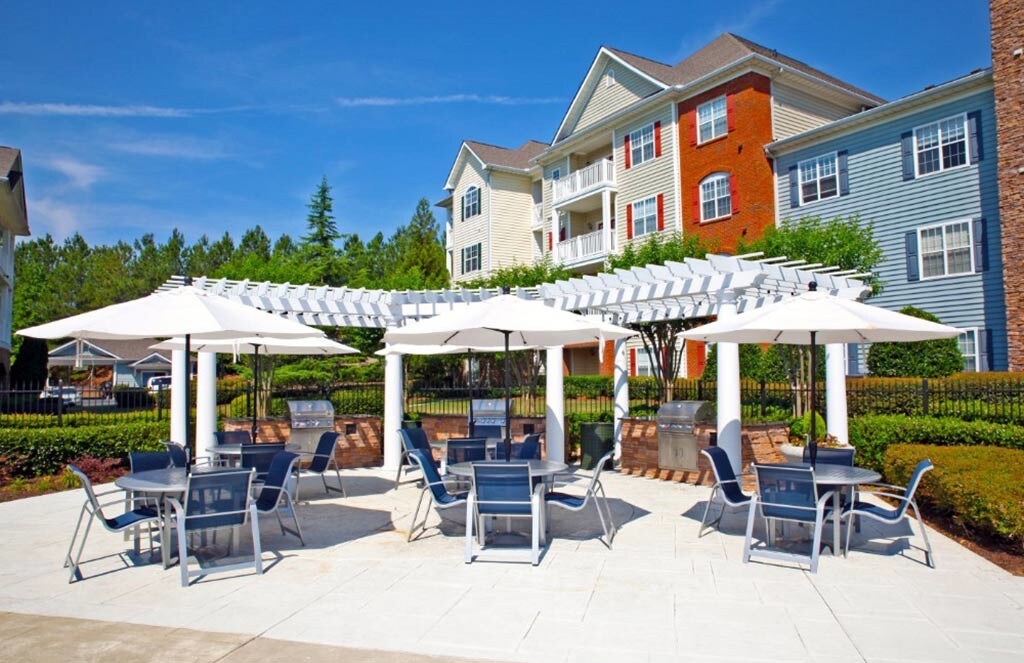 The Estates at Johns Creek Apartments Johns Creek, GA