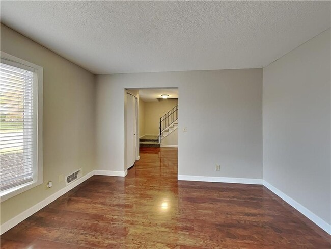 Foto del edificio - 8525 Ivywood Ave S