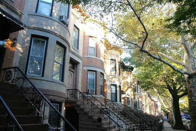 Building Photo - 439 73rd St