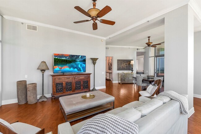 Foto del edificio - 801 E Beach Dr