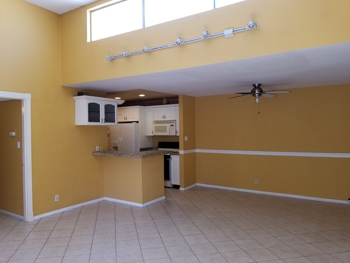 Kitchen/Dining Room - 5700 Etiwanda Ave