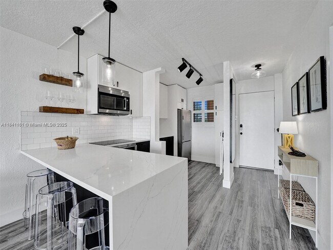 Foto del edificio - 1777 SE 15th St