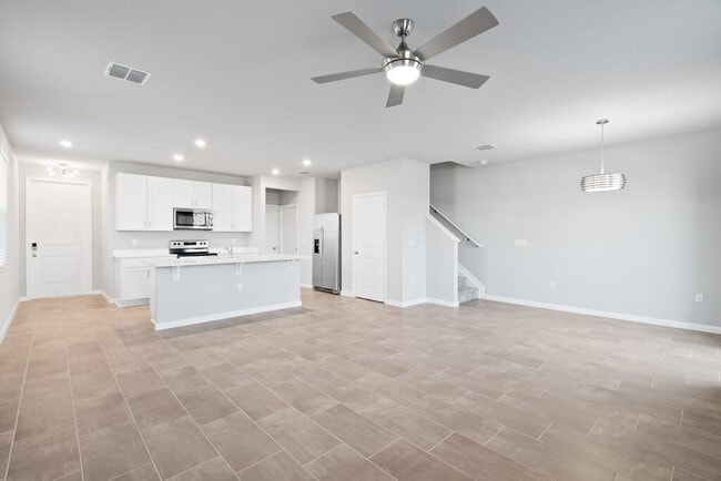 Building Photo - 3902 SE Caladium Ct