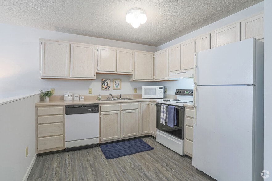 Serenity Manor at Springfield 55+ Senior