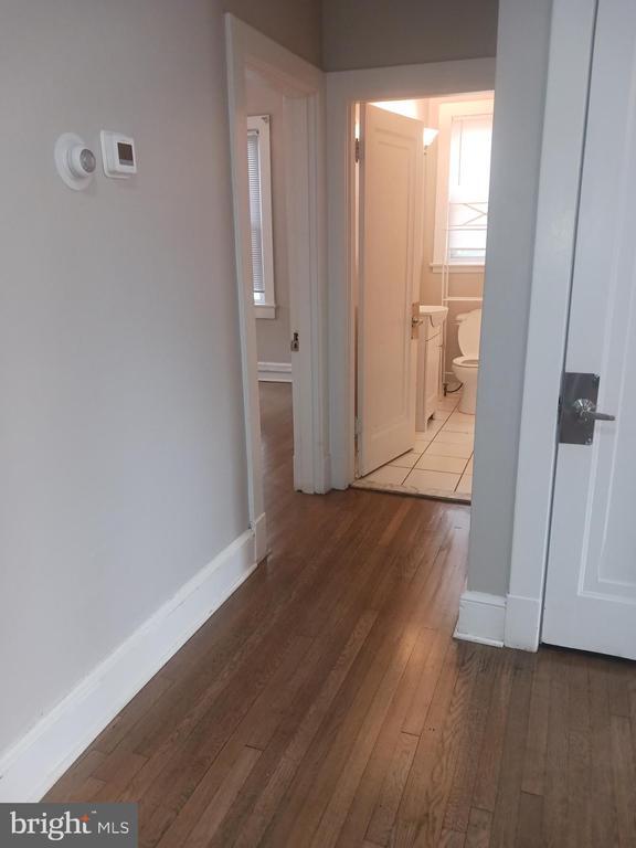 Foto del edificio - 1517 Beaver Heights Ln