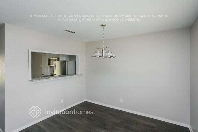 Foto del edificio - 215 Adams St